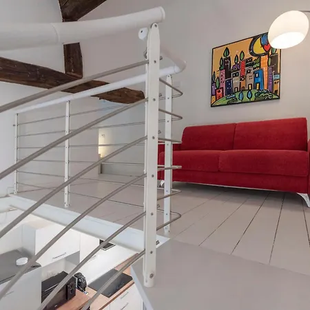 Testoni5 בולוניה