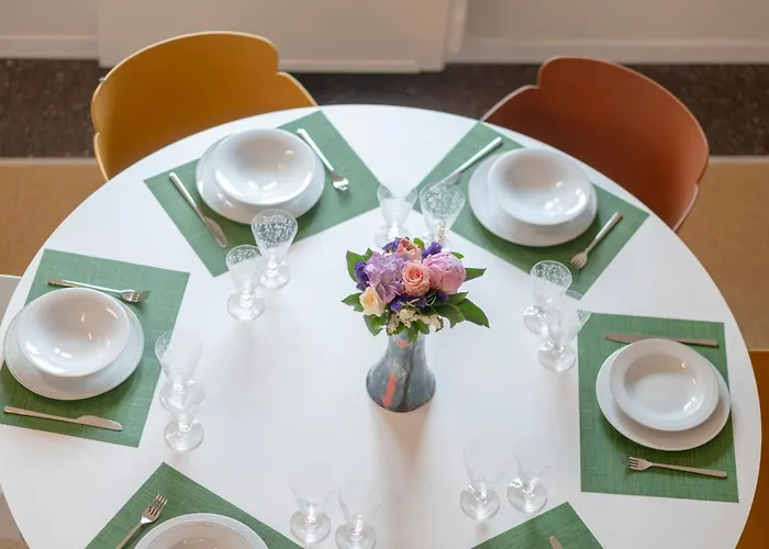 Testoni5 * بولونيا